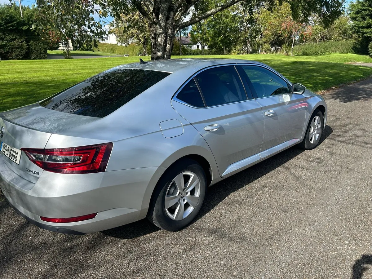 Skoda Superb - Image 3