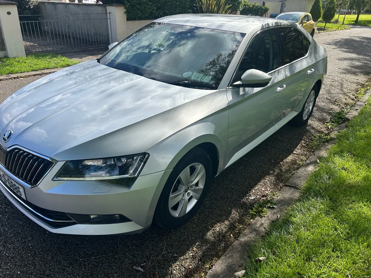 Skoda Superb - Image 6