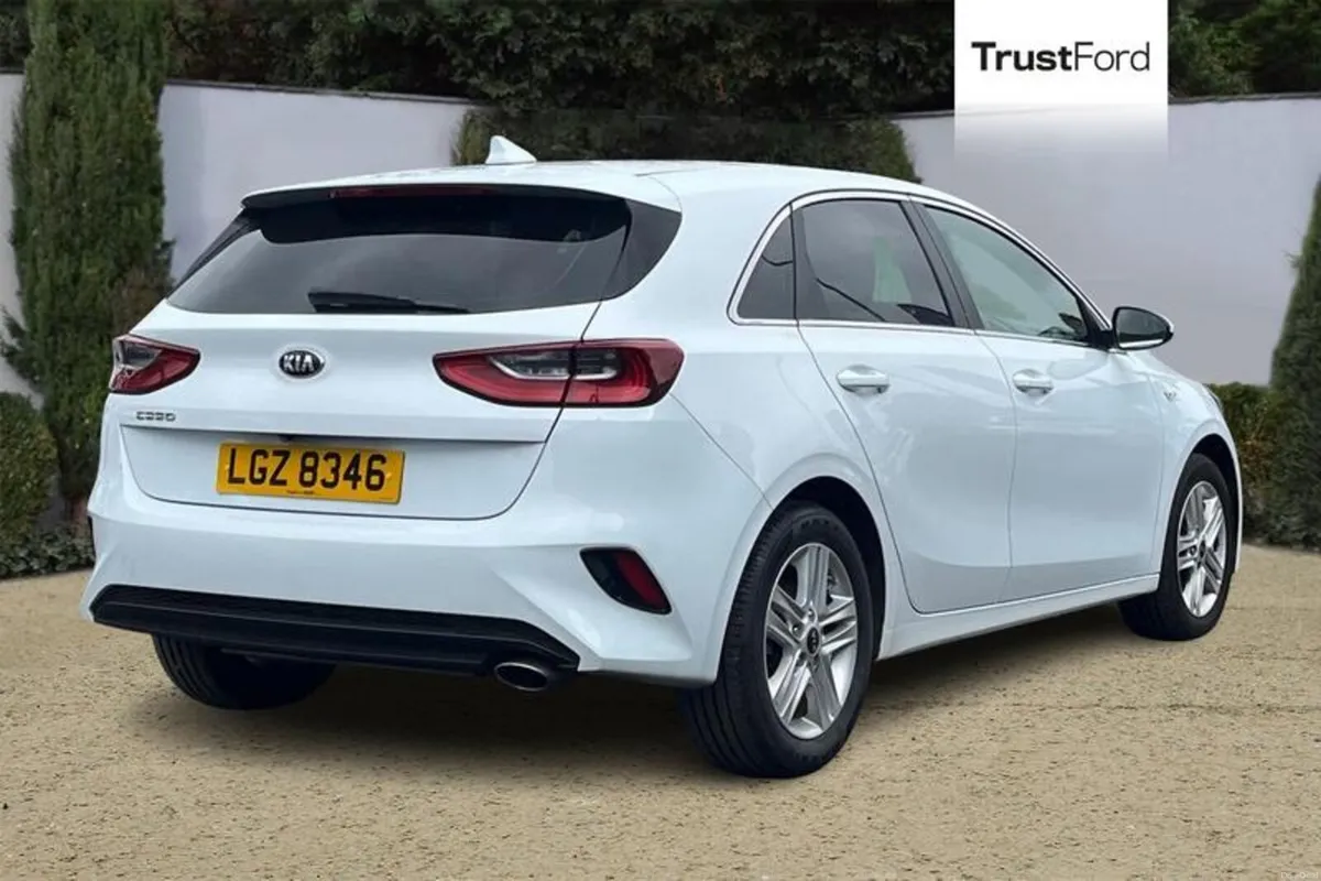 Kia Ceed 1.0T GDi ISG 2 5dr - Image 4