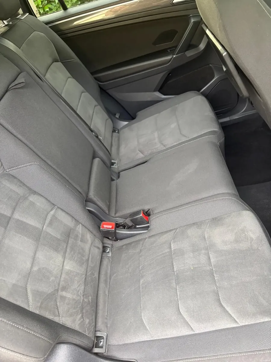 Volvo XC60 2019 - Image 5