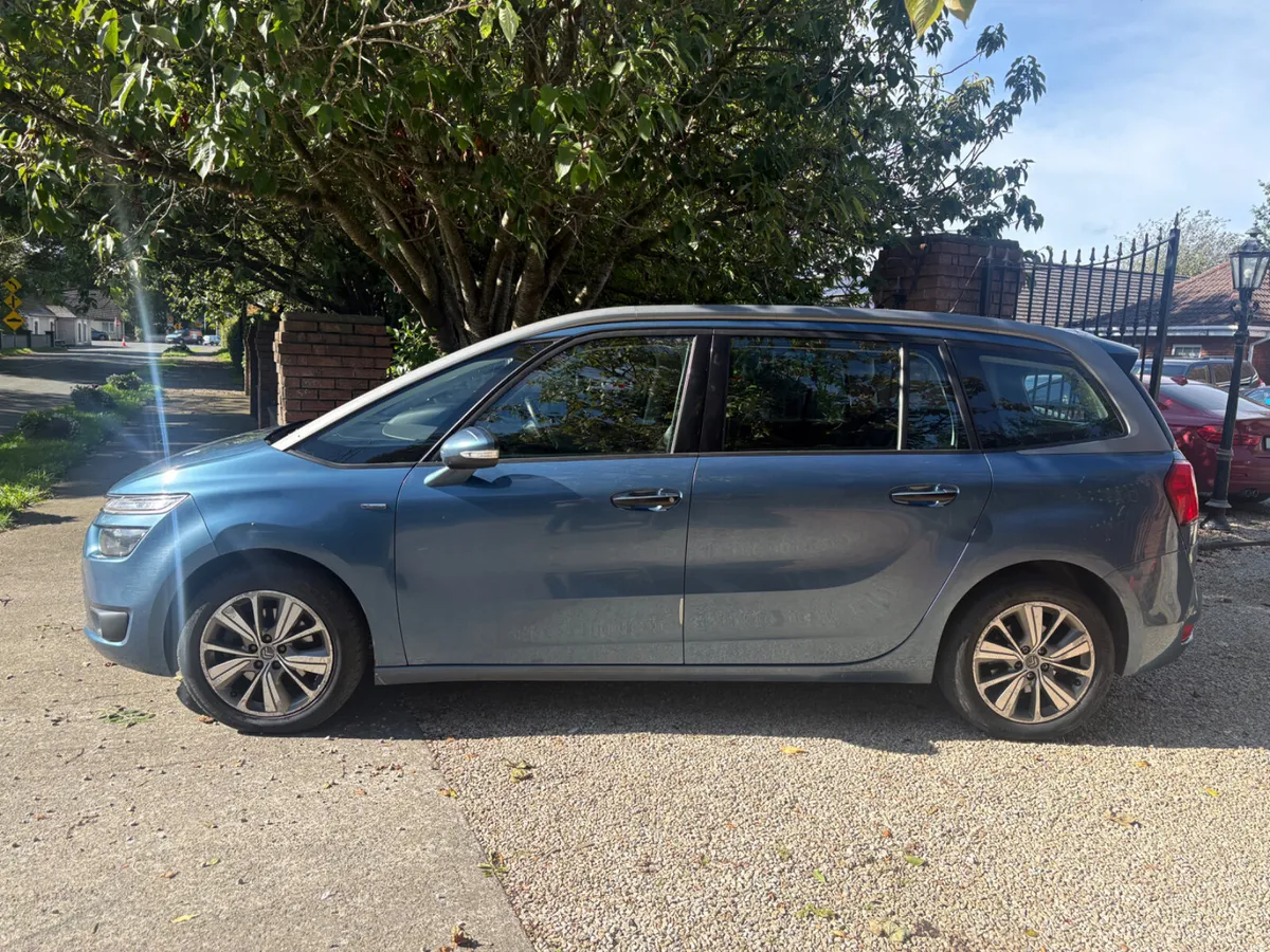 Citroen C4 2014 7 seater diesel - Image 2