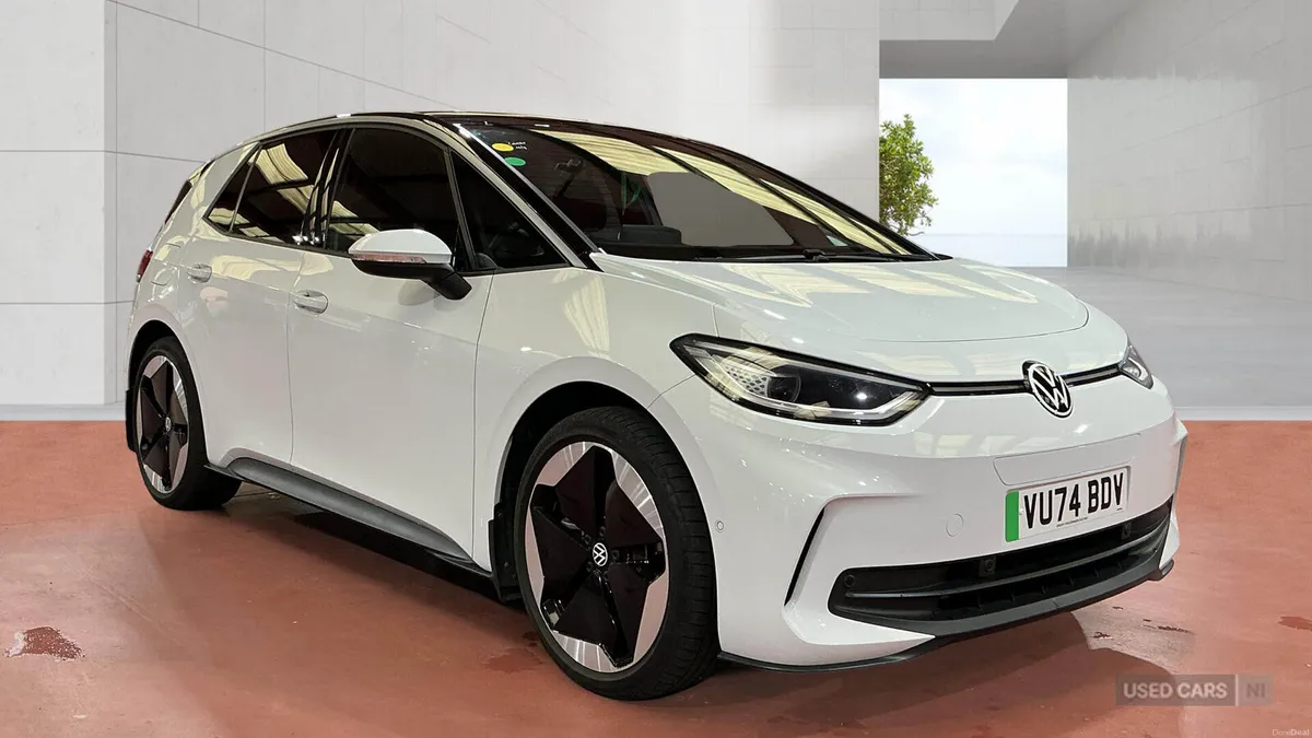 Volkswagen ID.3 HATCHBACK - Image 1