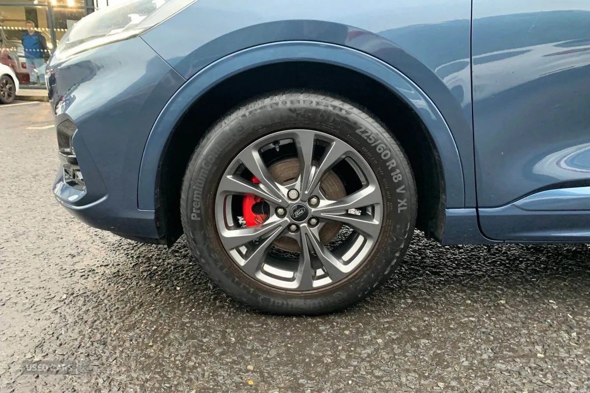 Ford Kuga 1.5T EcoBoost 150PS ST-Line Edition in C - Image 6