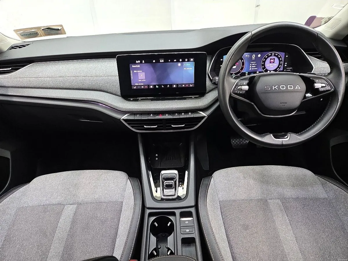 Skoda Octavia Selection+ 1.5TSI 115HP DSG mHEV - Image 3