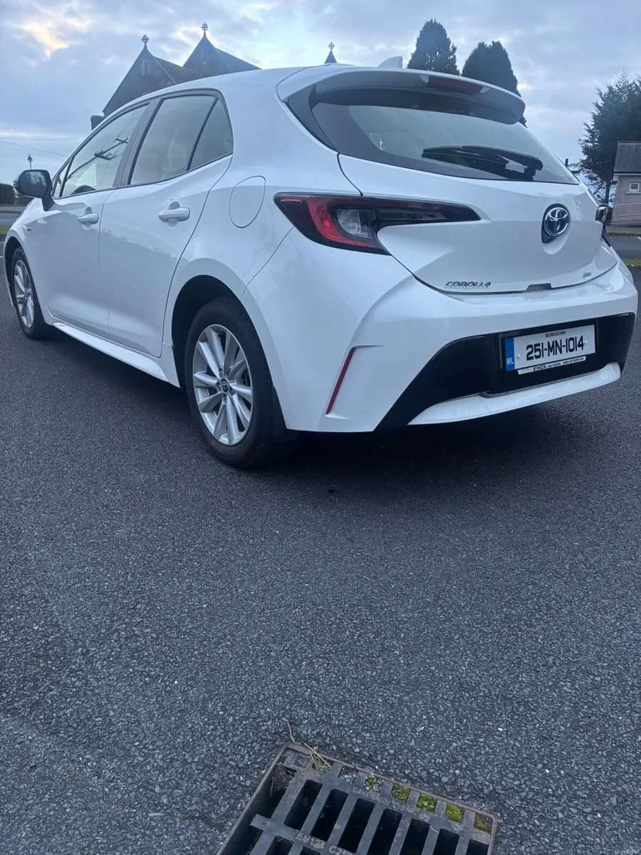 Toyota Corolla 2025 - Image 4