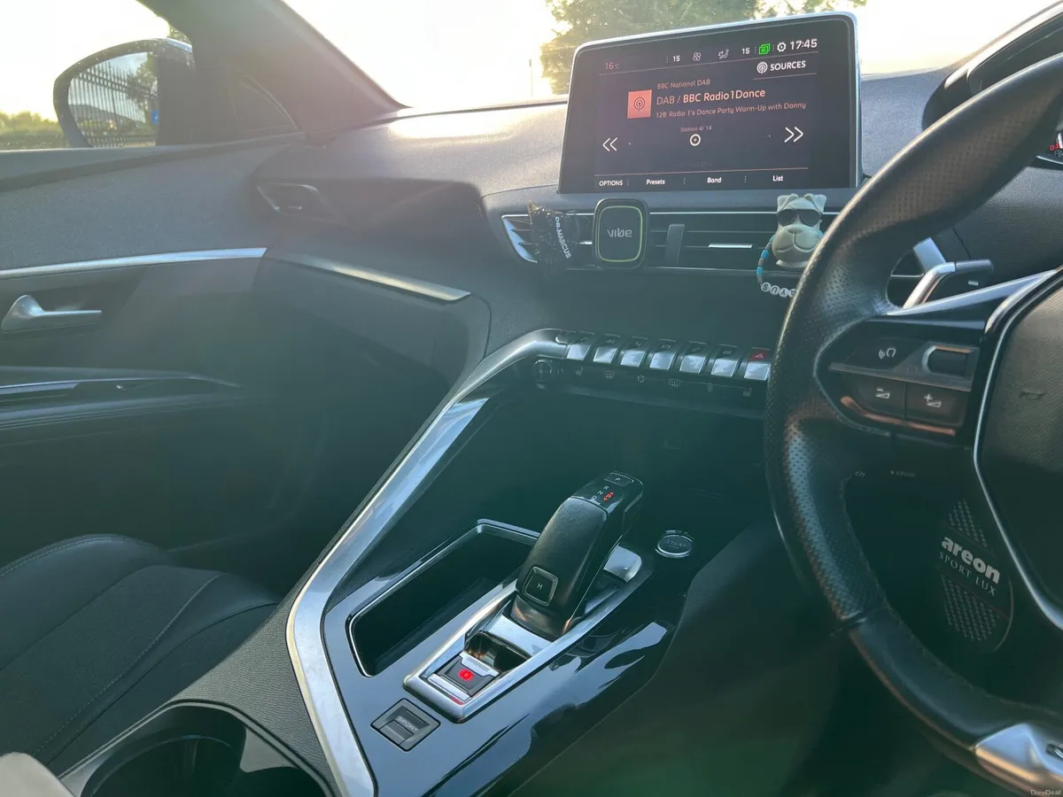 Peugeot 3008 GT Line 2018 automatic 1,6 petrol - Image 6
