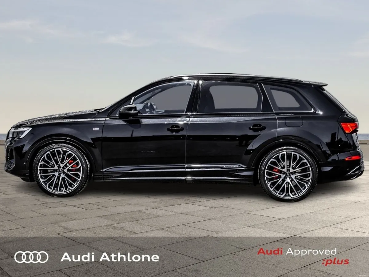 Audi Q7 3.0TFSIe 483BHP quattro Competition Tip-Tr - Image 2
