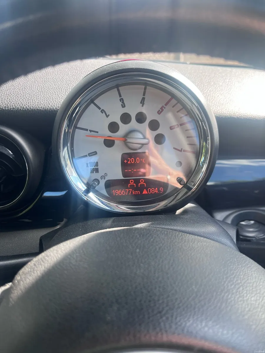 Mini Cooper - Image 6