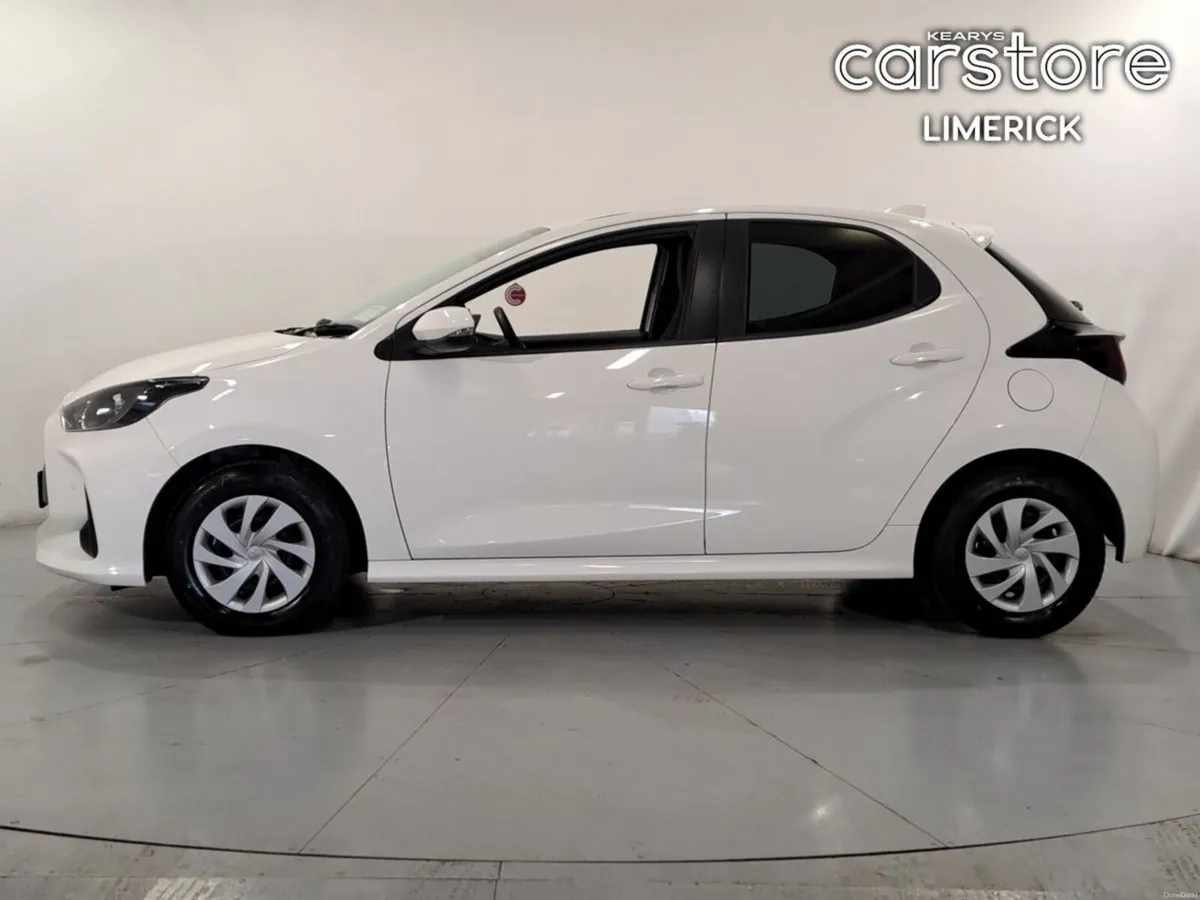 Toyota Yaris HEV X Spec - Image 6