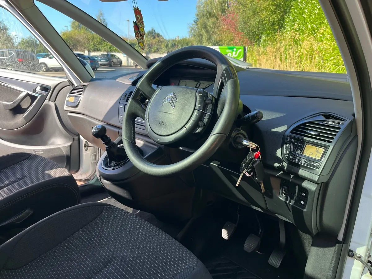 Citroen C4 Picasso 1.6Hdi Platinium - Image 5
