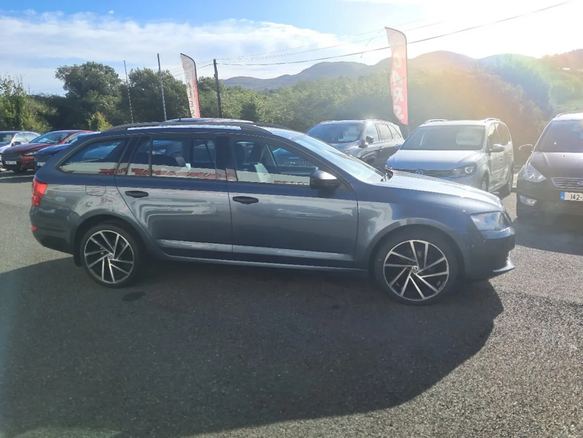 Skoda Octavia 1.6 TDI S ESTATE 5 DR 5DR 110PS - Image 5