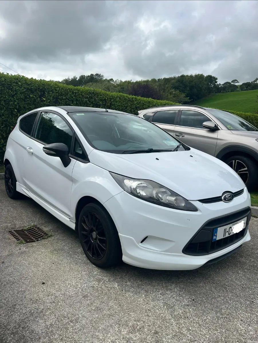 Ford Fiesta 2011 - Image 4