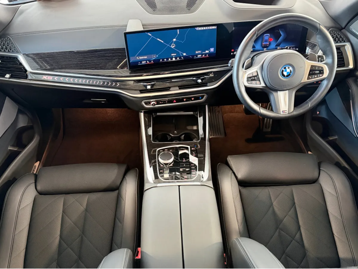 BMW X5 XDRIVE50E M SPORT - Image 5