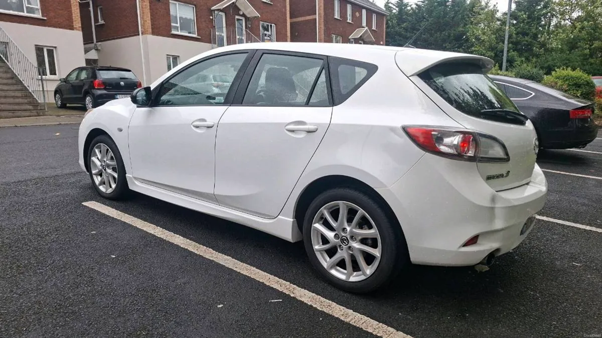 131 mazda 3 1.6 diesel €3150 - Image 4