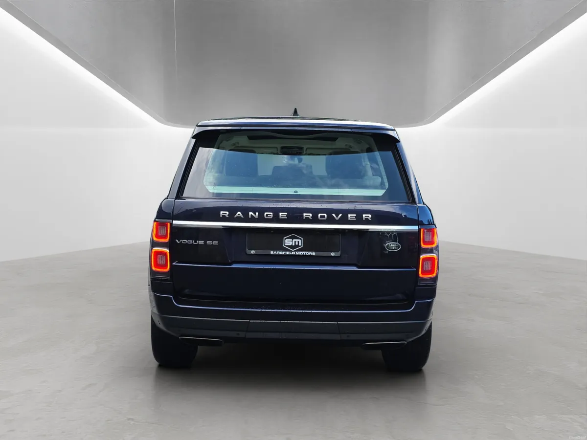 2018 LANDROVER RANGEROVER 3.0 TDV6 VOGUE SE. - Image 6