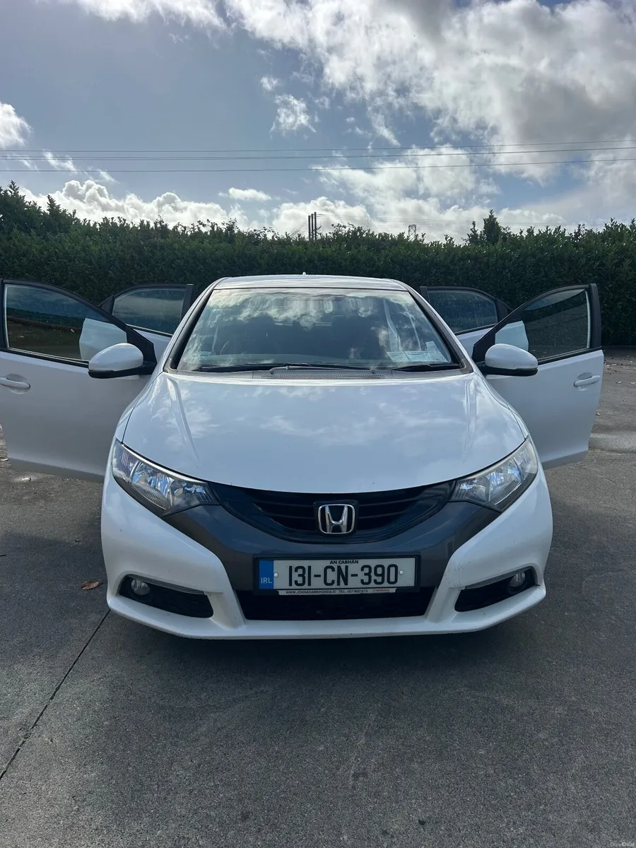 Honda Civic 2013 - Image 1