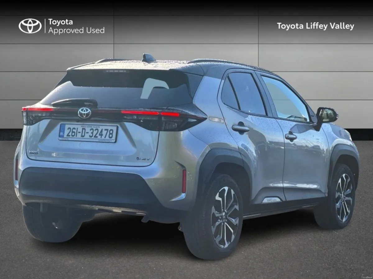 Toyota Yaris Cross YARIS CROSS LUNA SPORT - Image 2