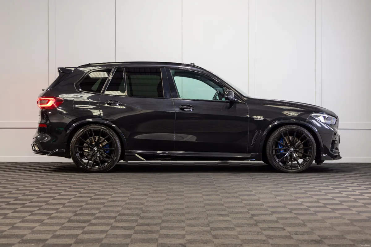 222 BMW X5 X-Drive 45e M-Sport 5 Seat N1 - Image 6