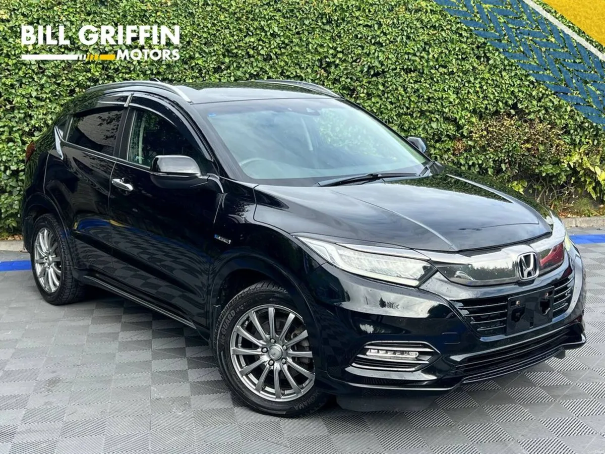 Honda Vezel Z-SENSING 1.5 HYBRID AUTO // REVERSE C - Image 1