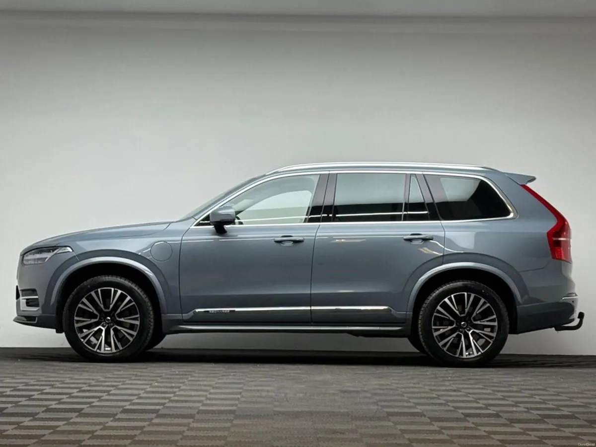 Volvo XC90 CORE T8 2.0 PHEV AWD *7 SEATER* - Image 4