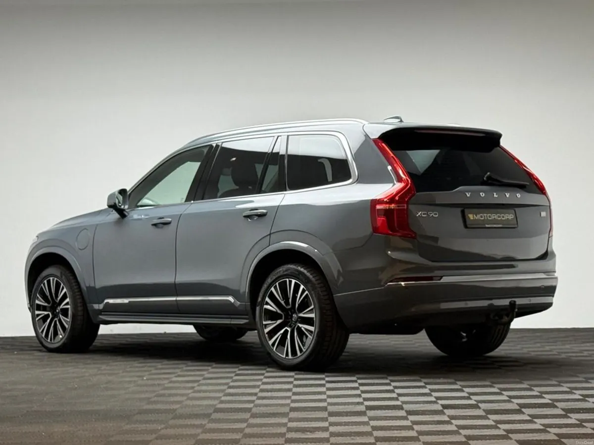 Volvo XC90 CORE T8 2.0 PHEV AWD *7 SEATER* - Image 5