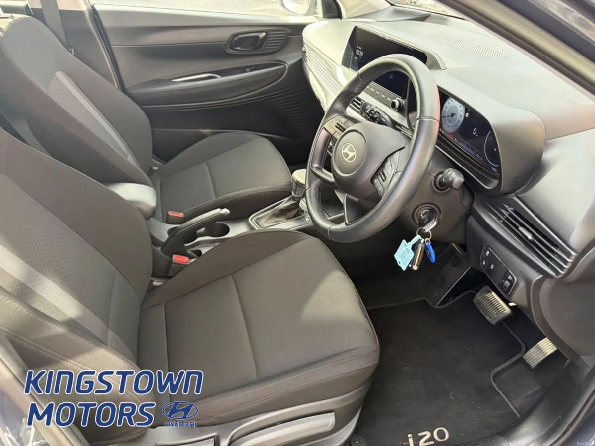 Hyundai i20 Deluxe Plus Automatic - Image 5