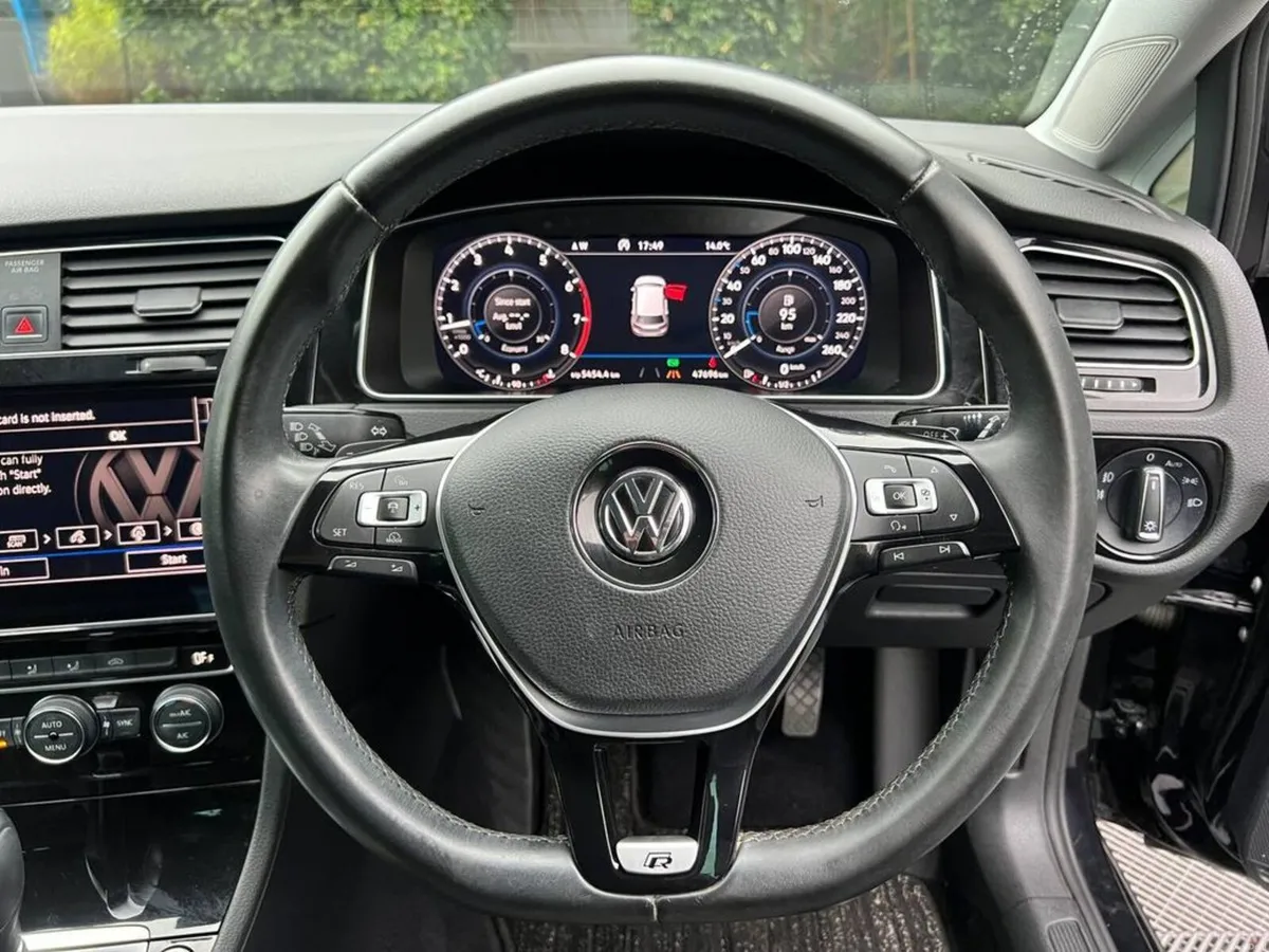 Volkswagen Golf HIGHLINE R-LINE PACK 1.4 TSI // FU - Image 4