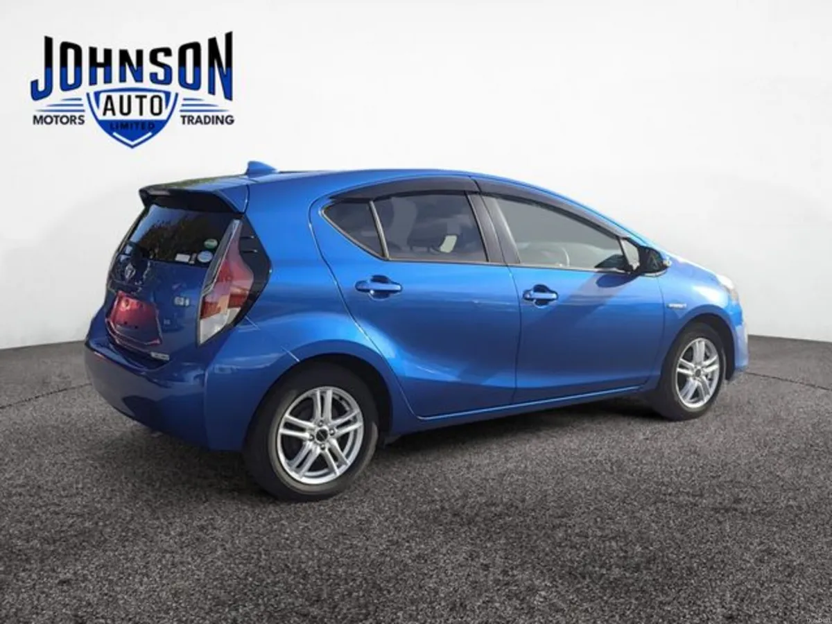 Toyota Aqua 1.5 Petrol Hybrid Auto - Image 5