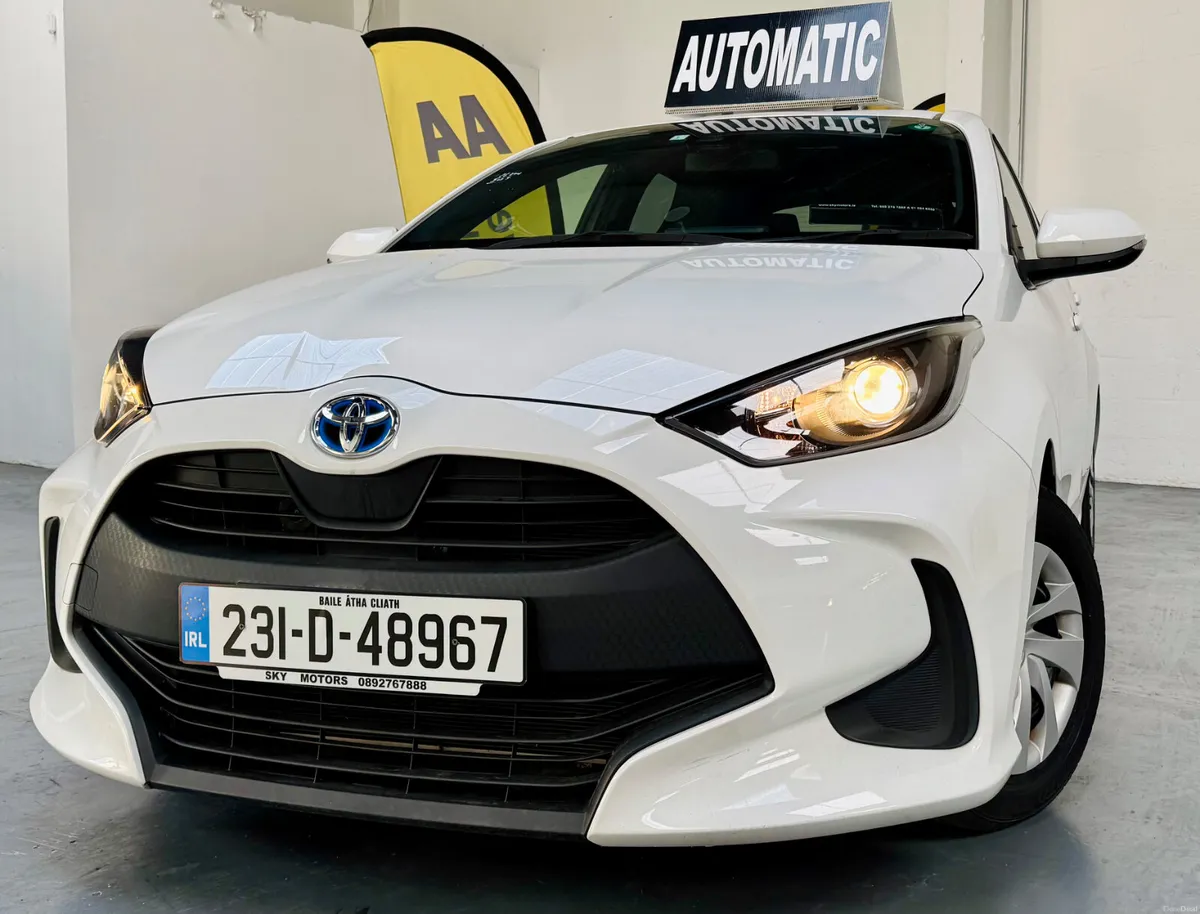 Toyota Yaris 2023 - Image 2