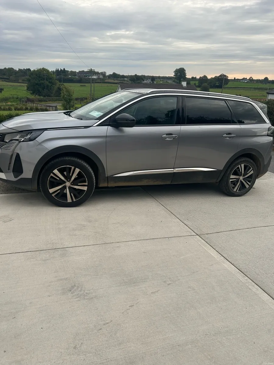 Car - Image 4