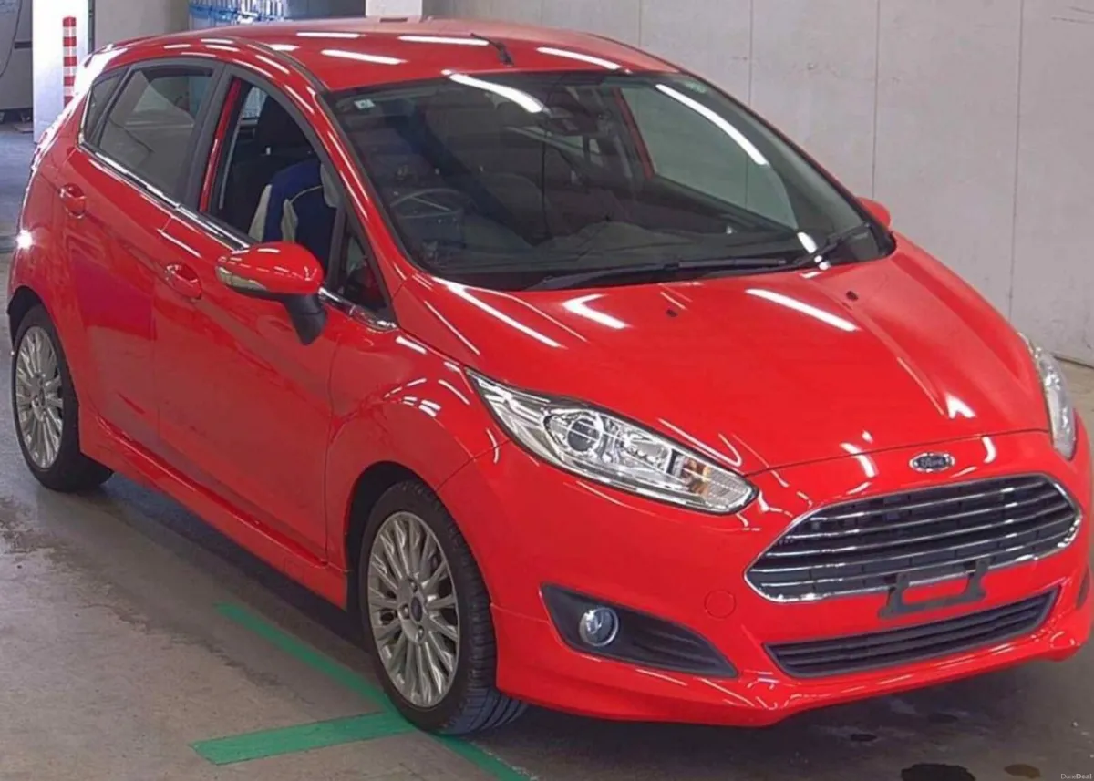2015 Ford Fiesta Automatic - Image 1