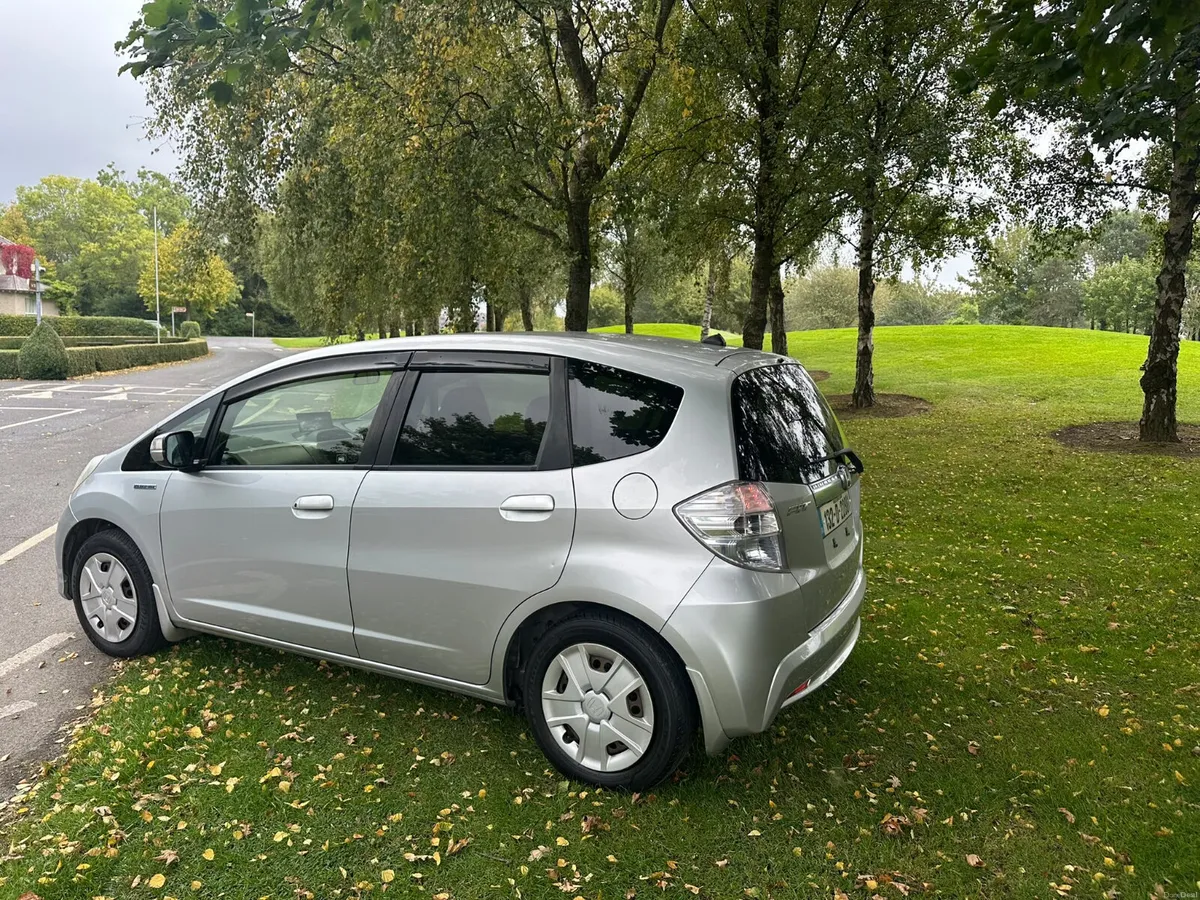 Honda Fit 2013 Automatic NCT 04/27 Tax 08/27 - Image 3