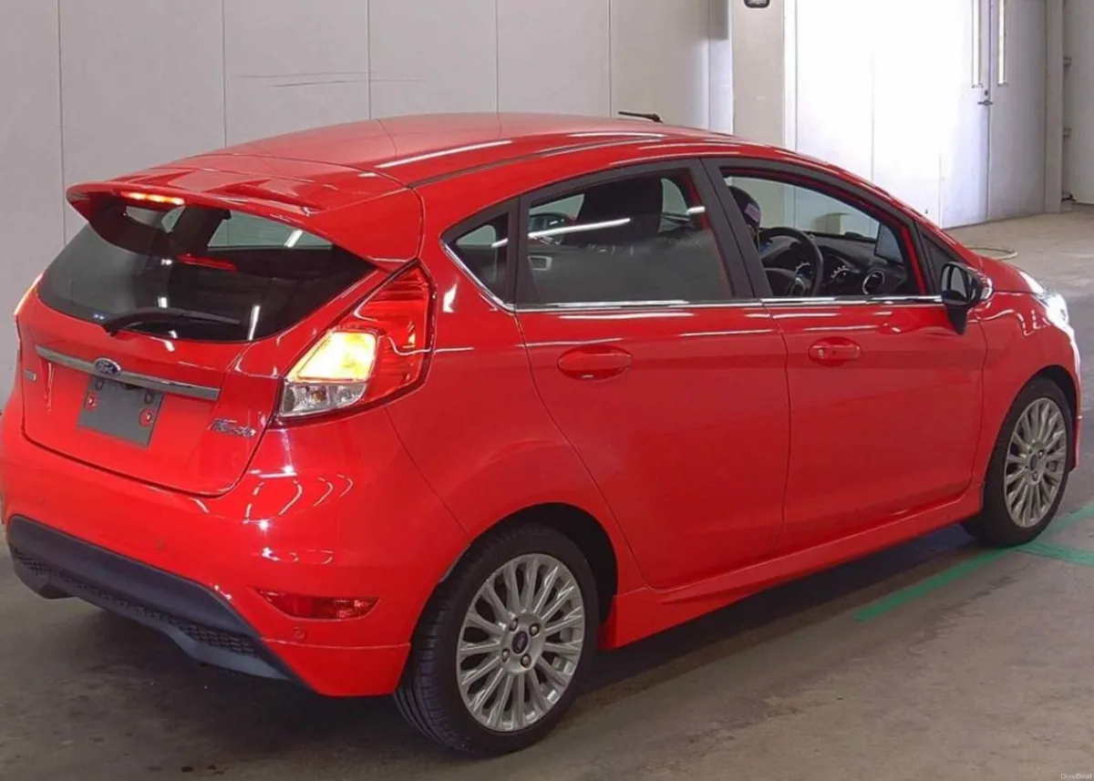 2015 Ford Fiesta Automatic - Image 4