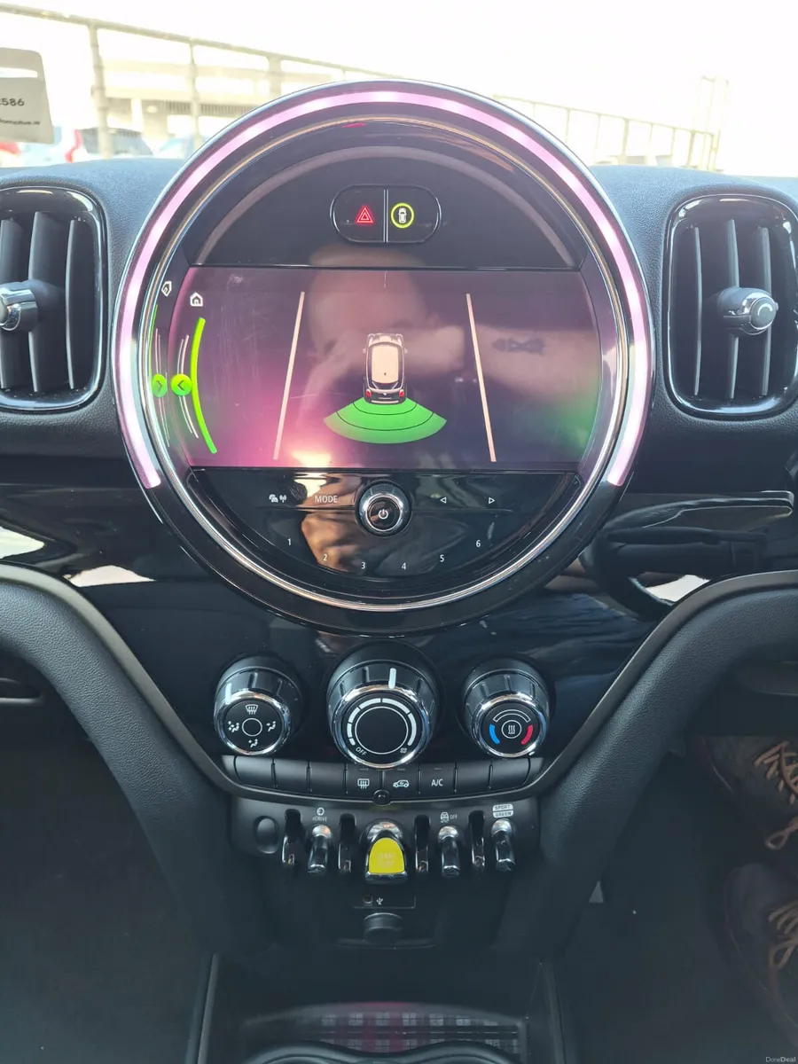 2020 MINI COOPER COUNTRYMAN SE ALL 4 HYBRID - Image 6