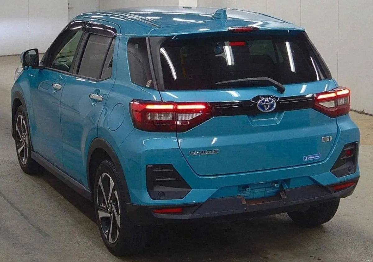 2022 Toyota Raize Hybrid - Image 3
