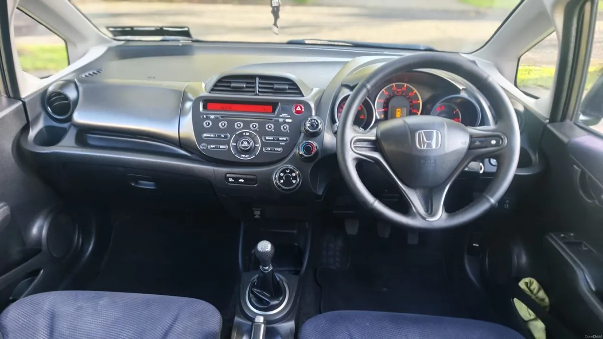 Honda Jazz 2013 - Image 2