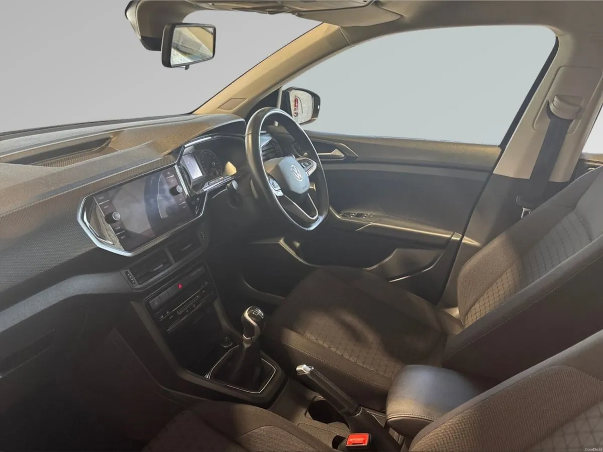 Volkswagen T-Cross Life 1.0 TSI 95HP - Image 4