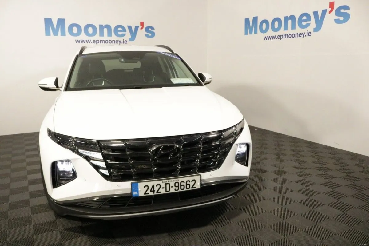 Hyundai Tucson Plug In Hybrid Executive Plus 1.6L - Image 2