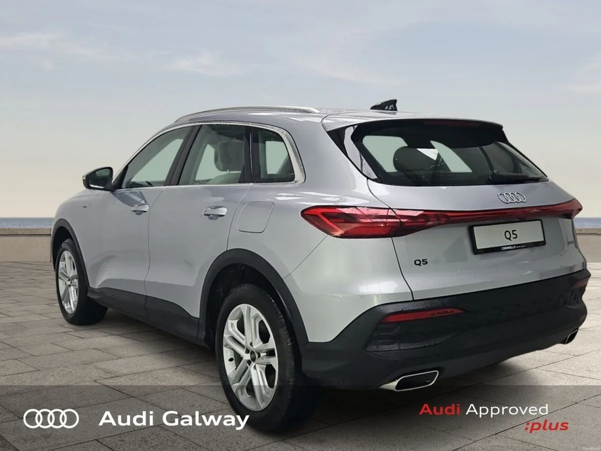 Audi Q5 €599 p/m - E-HYBRID SE QUATTRO A/T - Image 4