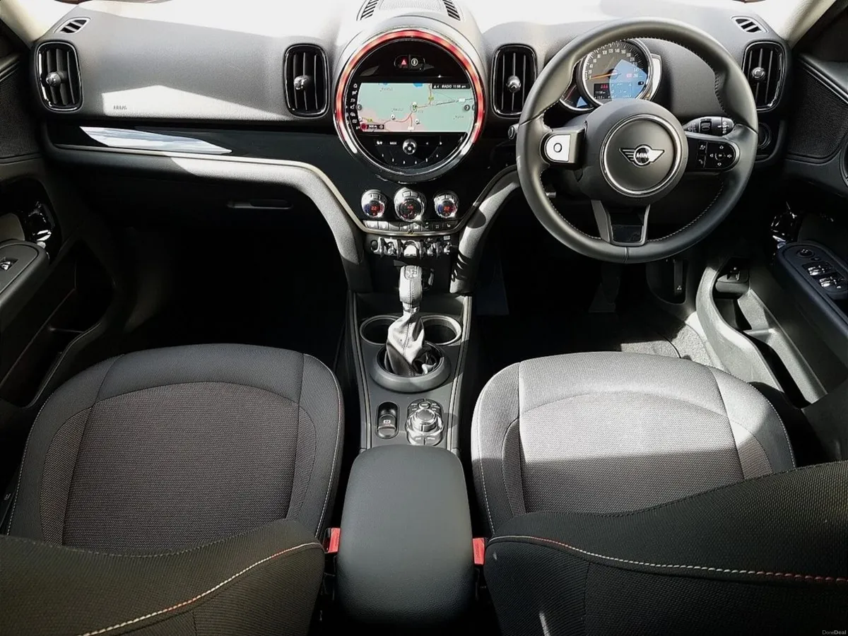 Mini Countryman Cooper SE ALL4 - Image 4
