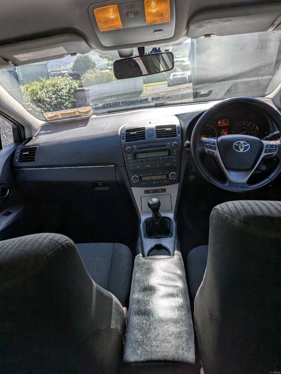 Toyota Avensis TR - Image 5