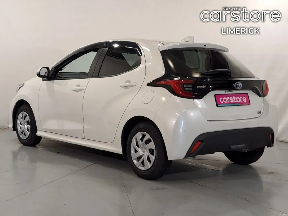 Toyota Yaris 1.5 - Image 5