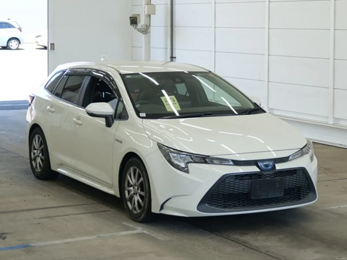 2020 Toyota Corolla Touring Hybrid - Image 1