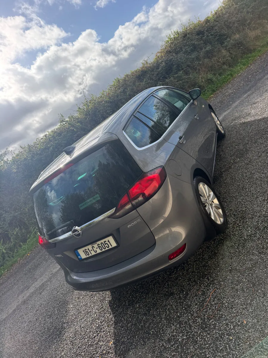 Opel Zafira 2016 - Image 5