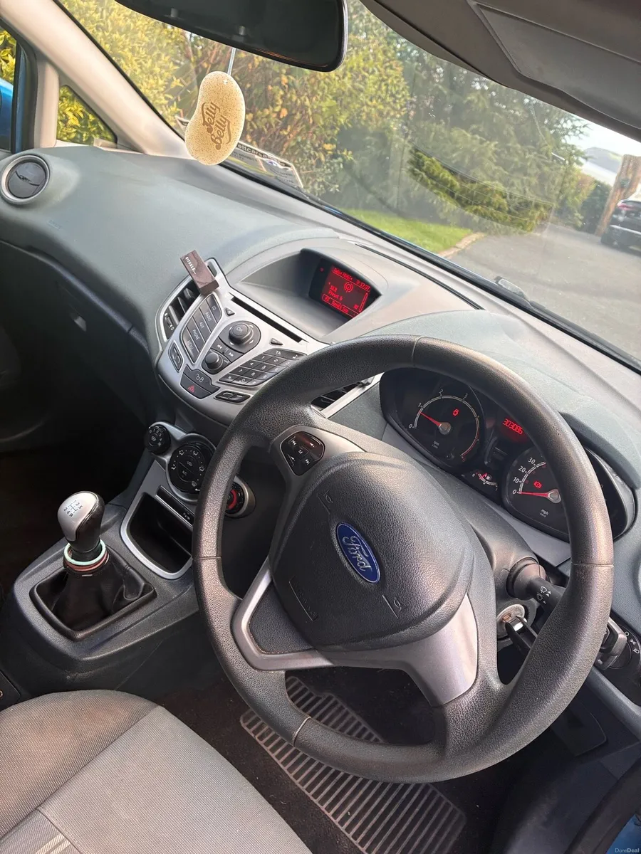Ford fiesta 1.4 diesel - Image 5