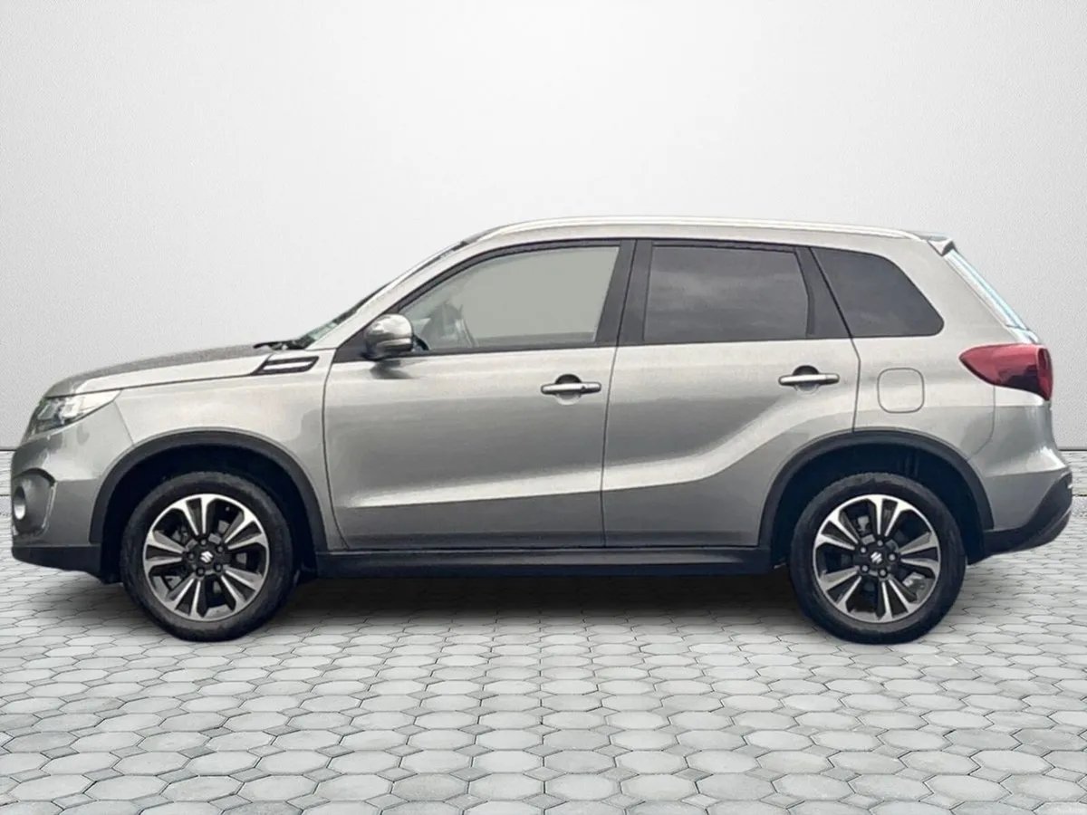 Suzuki Vitara 1.4 Mild Hybrid SZ5 MT - Image 5