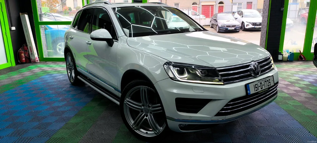 Volkswagen Touareg 2015 - Image 1
