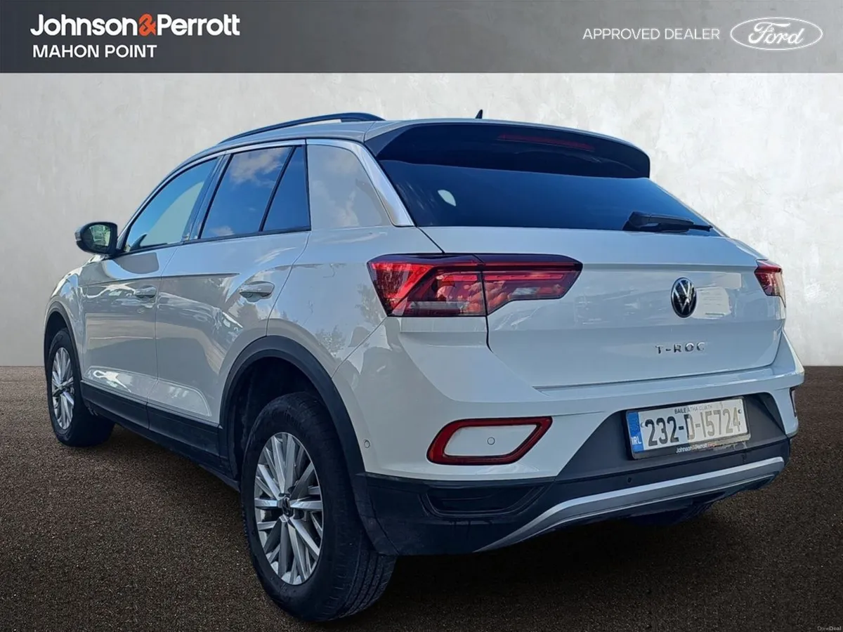 Volkswagen T-Roc Commercial - Image 2