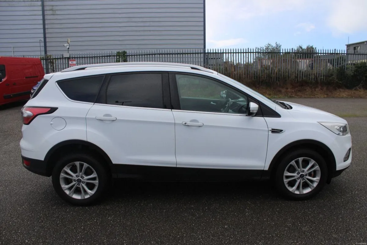 Ford Kuga KUGA TITAN 1.5 120BHP  FWD 4DR 4 SEAT CO - Image 2