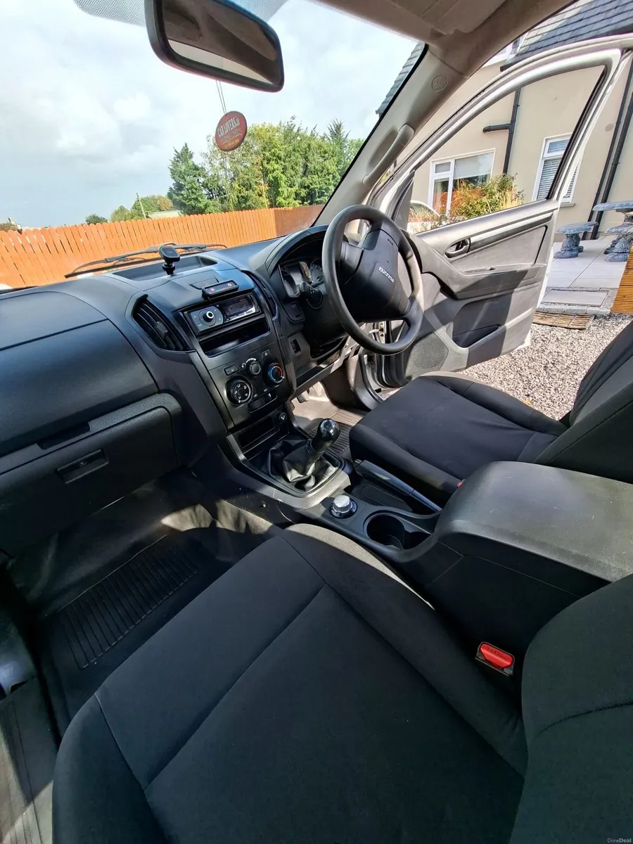 Isuzu D-Max 2018 - Image 4